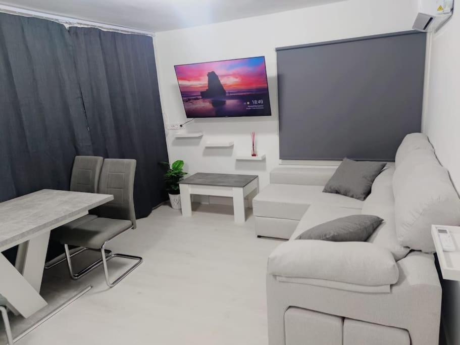 Luxury Apartment With Best Views Бенидорм Экстерьер фото